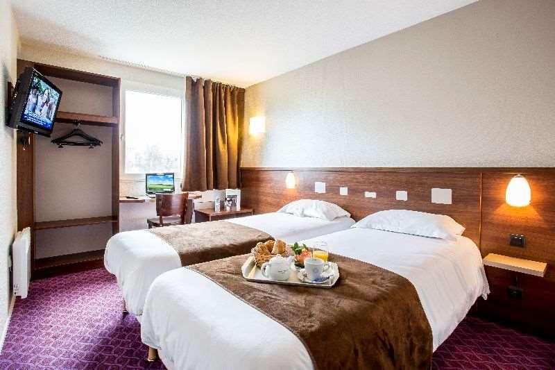 Brit Hotel Rennes Le Castel Номер фото