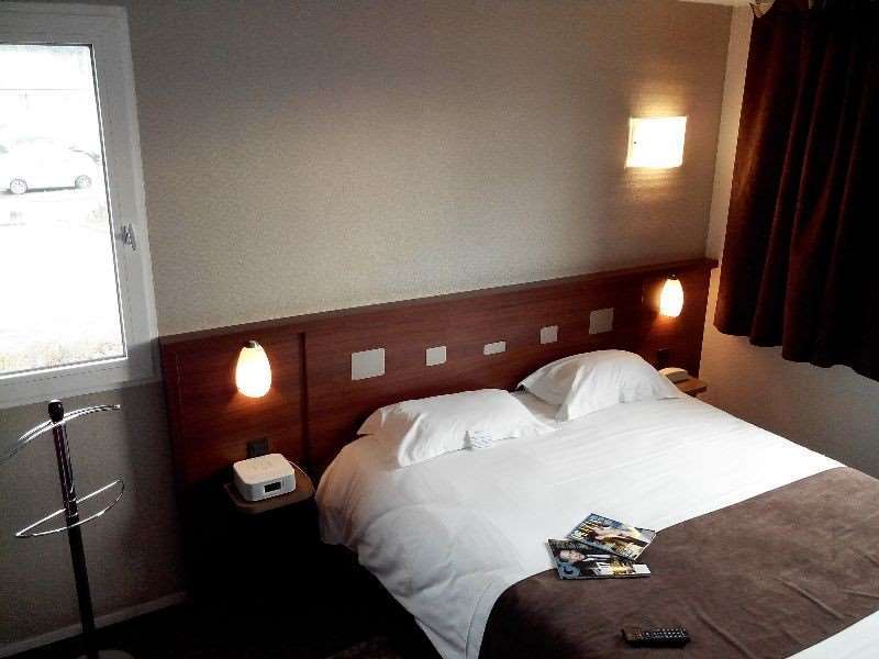 Brit Hotel Rennes Le Castel Номер фото